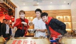 贤合庄火锅记者爆料视频,记者揭秘火锅行业幕后真相