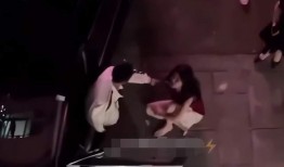 爆料男子出轨女子视频,男子出轨真相，女子痛哭揭露背叛瞬间