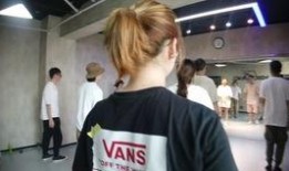 新闻爆料哪里最快呢视频,哪里最快！视频一键生成概述文章