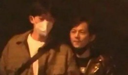 何炅娱乐圈吃瓜爆料视频,一场吃瓜爆料的真实盛宴