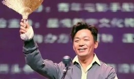 何炅娱乐圈吃瓜爆料视频,一场吃瓜爆料的真实盛宴