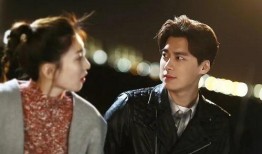 群演爆料李易峰视频,揭秘明星幕后生活片段